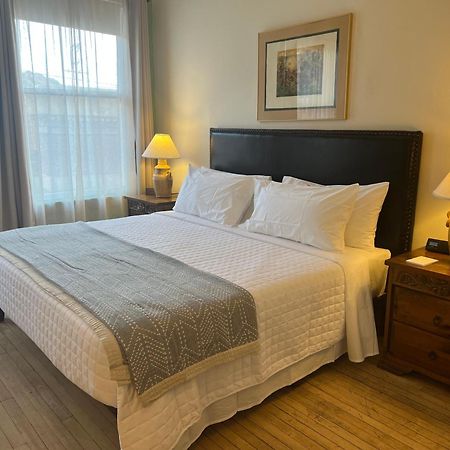 Canyon Rose Suites Бисби Экстерьер фото